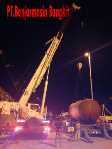 Bongkar Muat, Pelabuhan Trisakti Pelindo 3, Rental Crane Banjarmasin